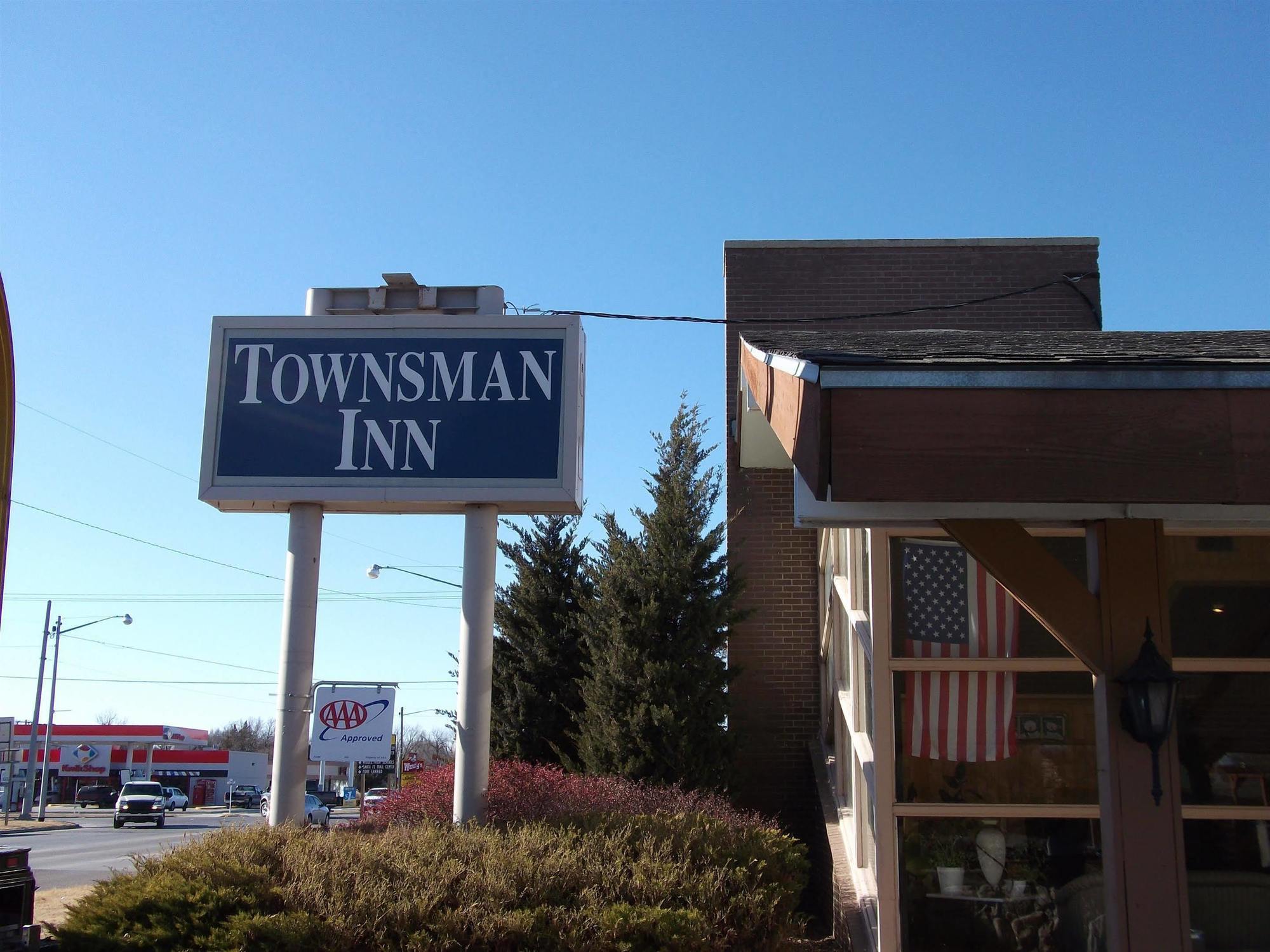 Townsman Inn Larned Exteriör bild